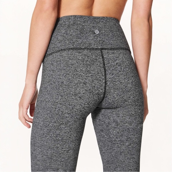 Lululemon •Wunder Under Hi-Rise Tight *Luon 28" Heathered Black Size 4 - Picture 3 of 10
